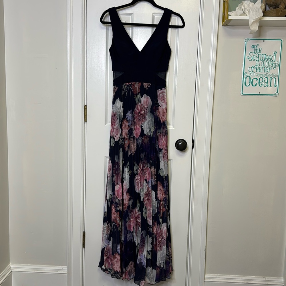 Xscape Black and Pink Pleated Gown with V-neck for Wedding Guest - Picture 2 of 9